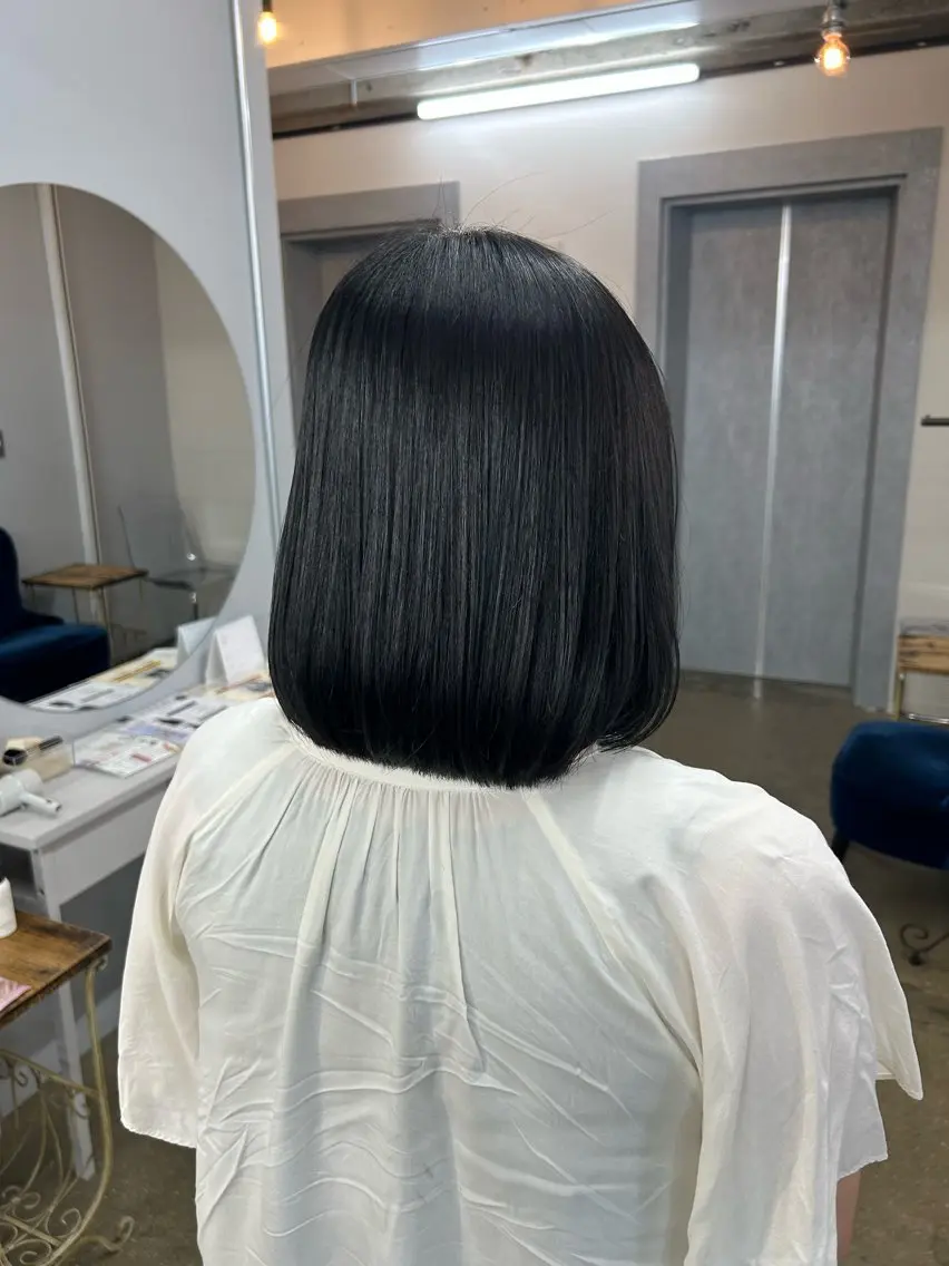 ミディアム サワムラ ソナタのヘアスタイル