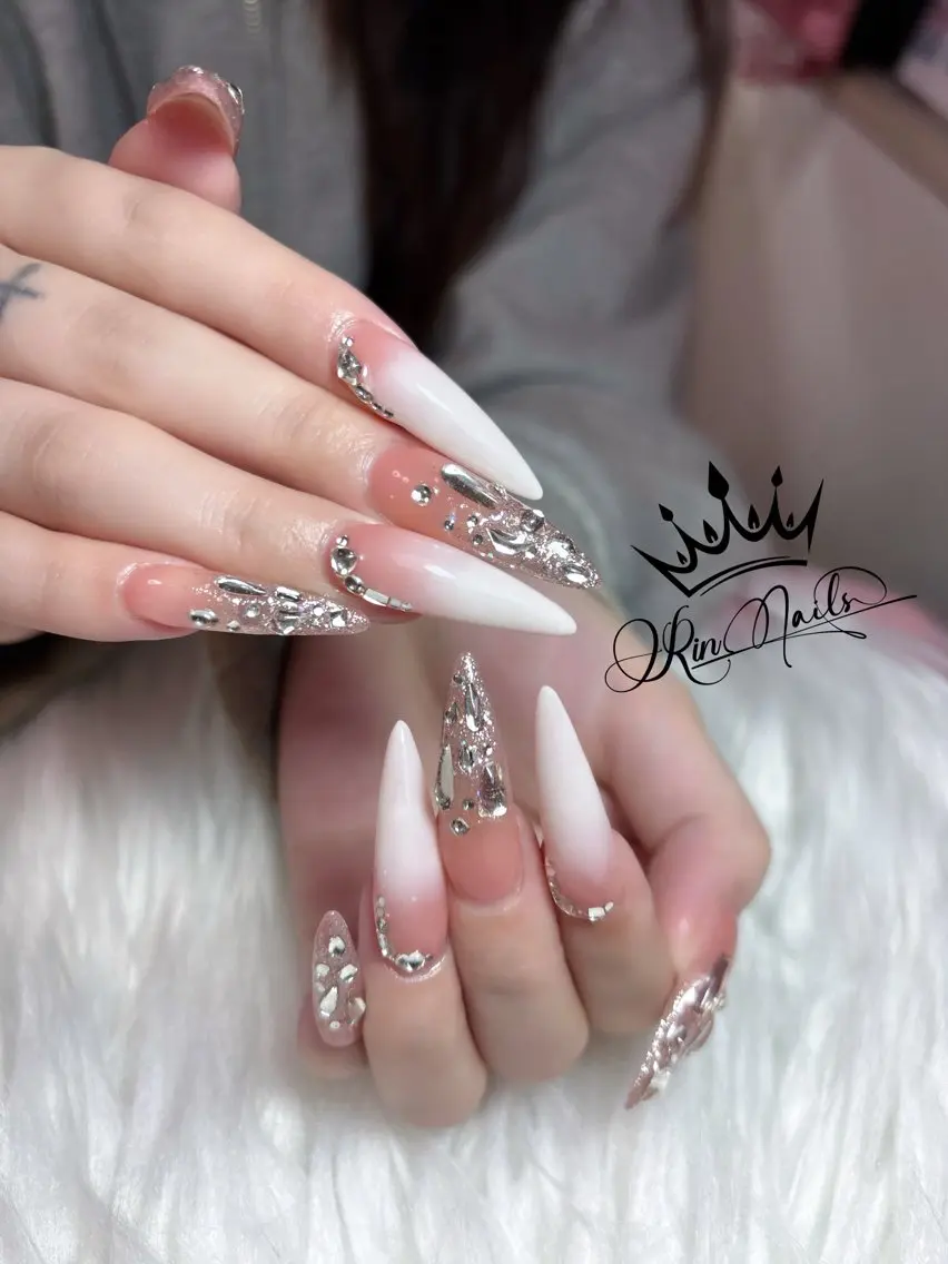 ネイル Rin.nails ネイルサロンのネイルデザイン