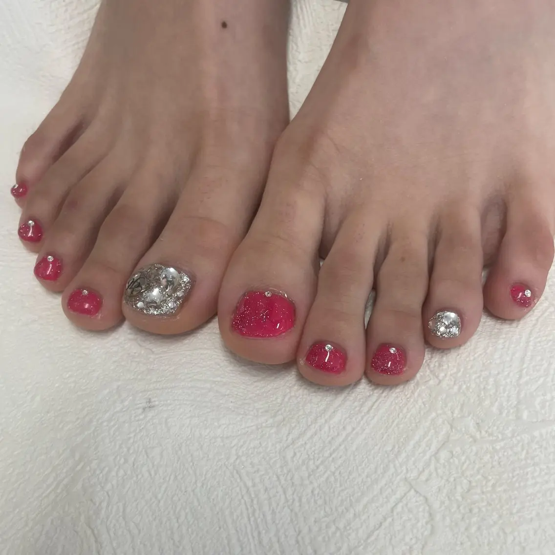 ネイル フットネイル 💖𝓜𝓲𝓸 /6月予約受付中💖のネイルデザイン