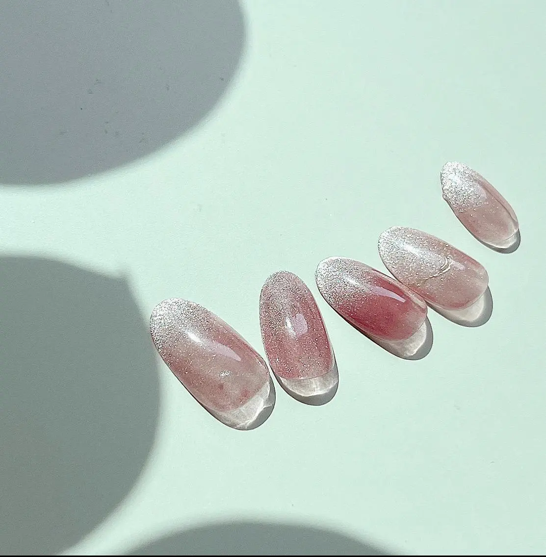 ネイル シンプルネイル LIAnail MOEのネイルデザイン