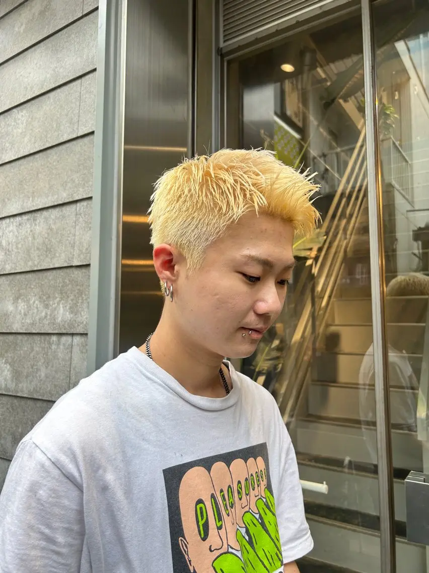 カラー 抜きっぱなしブロンド ブロンド 橋本 彩音のヘアスタイル