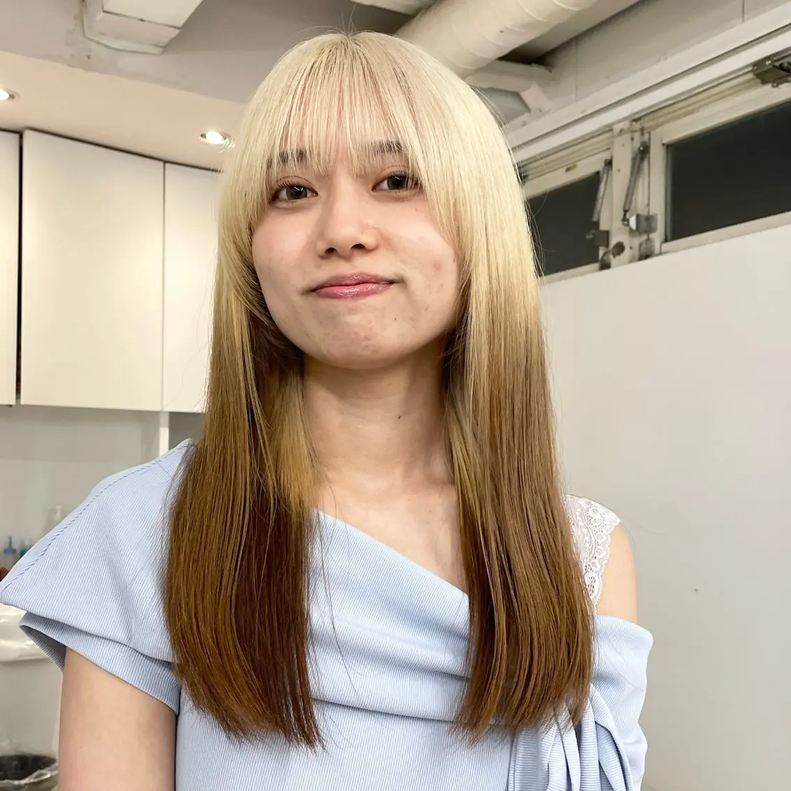 ロング カラー ブロンド ホワイトブロンド ヘアカラー トリートメント ヘアセット ハイトーン×レイヤー /遠藤将太のヘアスタイル