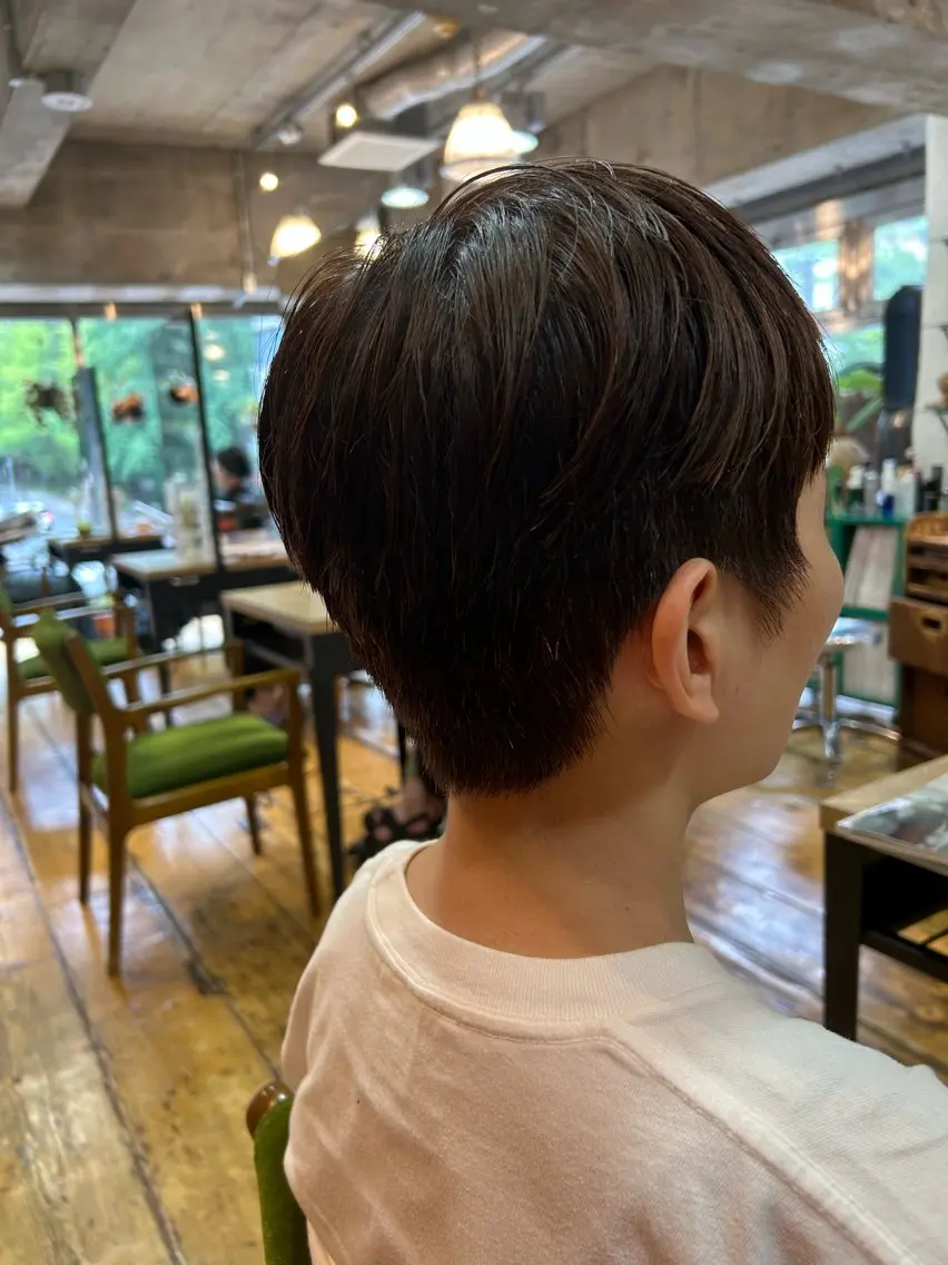 ショート 三浦義久/仙台/ レイヤーカットのヘアスタイル