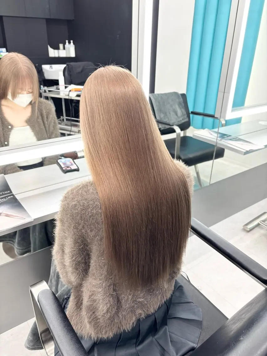ロング カラー ヘアカラー TACE AYANOのヘアスタイル