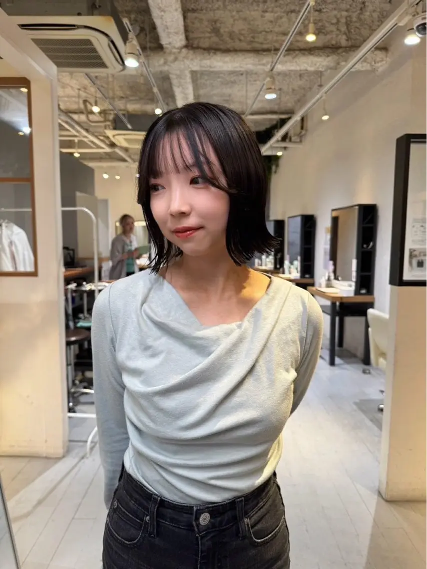 ショート ウラベヨシカ 似合わせショートボブのヘアスタイル