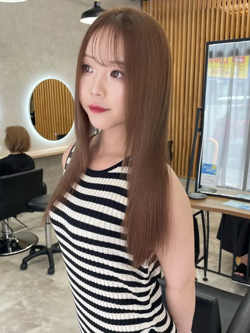 セミロング カラー ベージュカラー ブリーチ ケアブリーチ ダブルカラー ミルクティーベージュ ヘアカラー ブリーチ/ベージュ 💕/momoaのヘアスタイル