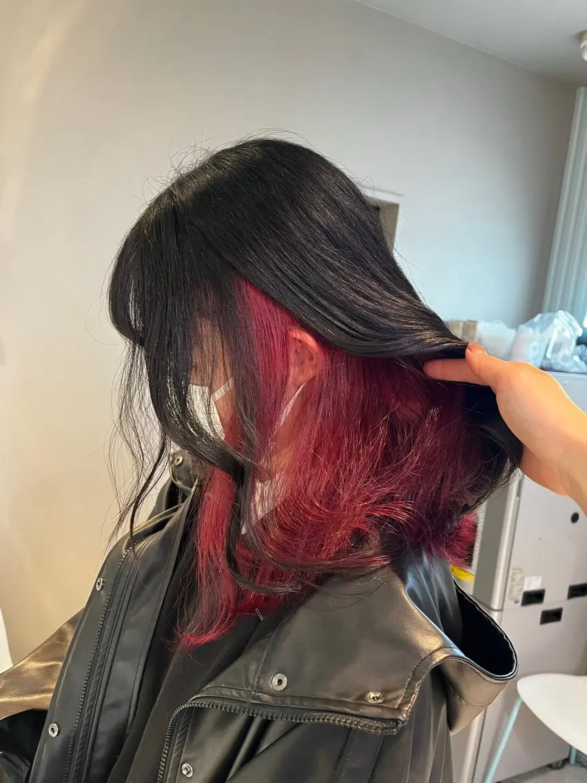 セミロング カラー ヘアカラー トリートメント ブリーチカラー 🩵MIZUKIのヘアスタイル