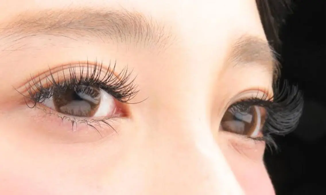 マツエク/フラットラッシュ100本の写真