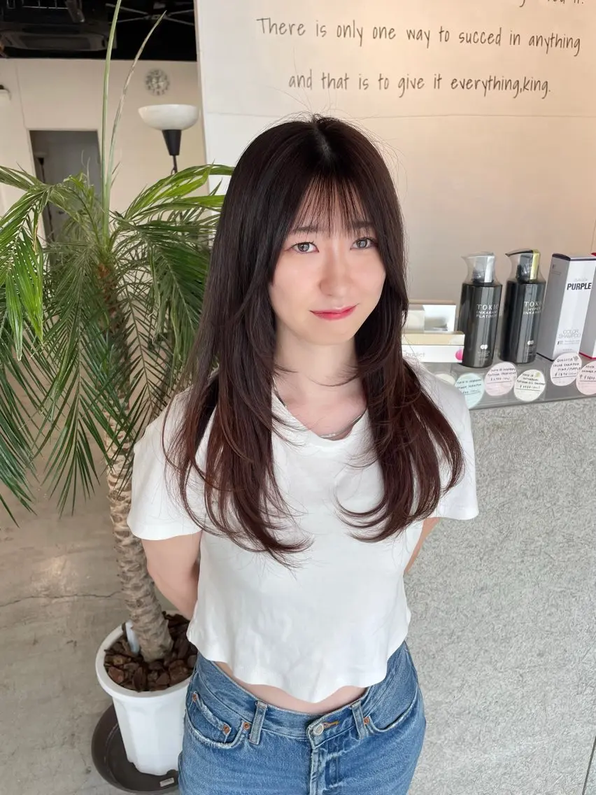 ミディアム カラー ヘアアレンジ キッズ ハイライトカラー エクステ ハイライト 髪質改善 レイヤーカット レイヤーカット/ 髪質改善/ハイライトのヘアスタイル