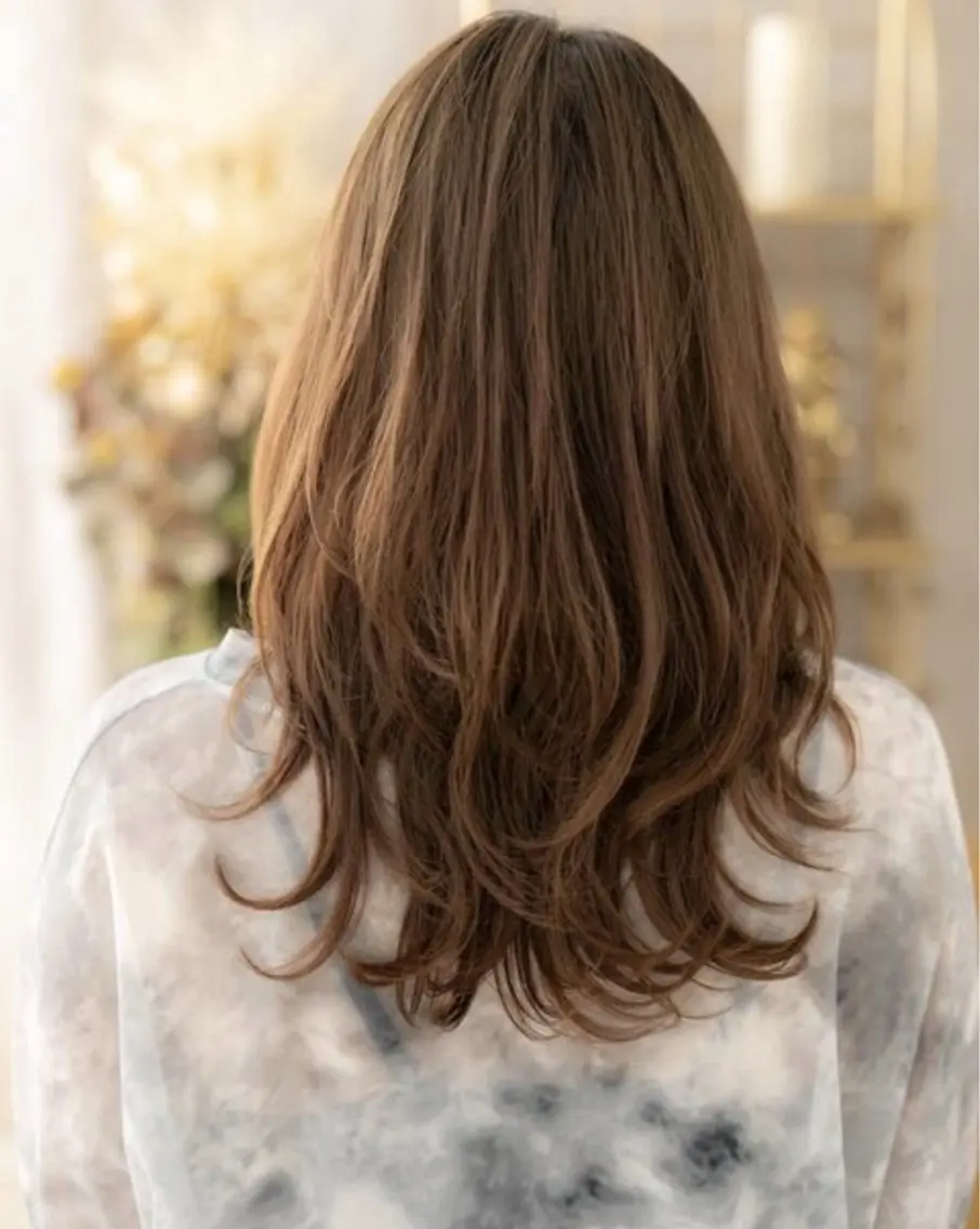 ロング カット 松山 彩香のヘアスタイル