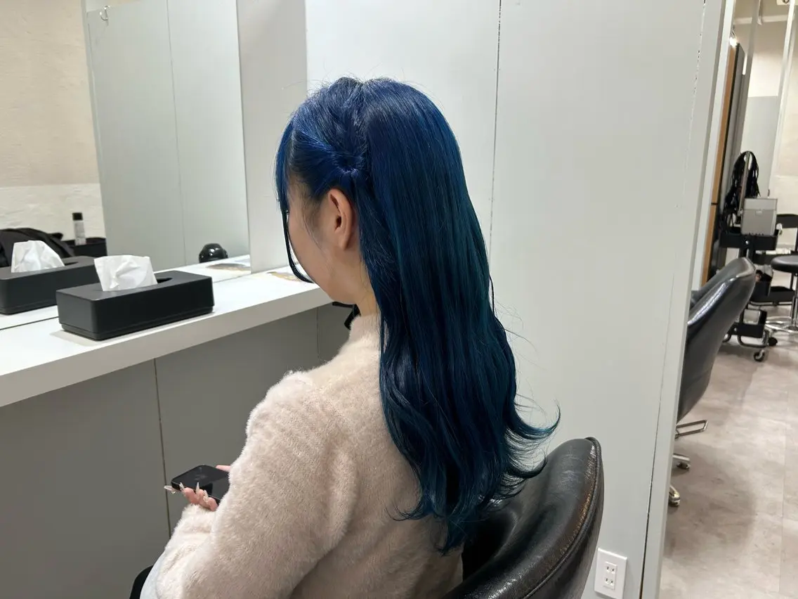 ロング カラー ブリーチ ケアカラー ヘアカラー がもう ゆいこのヘアスタイル