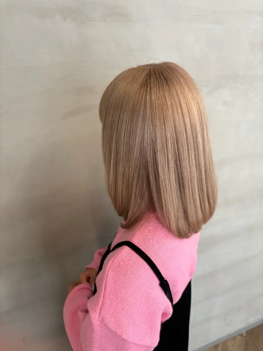 カラー ヘアカラー トリートメント 鮫島海斗☆レイヤー☆ ケアブリーチのヘアスタイル