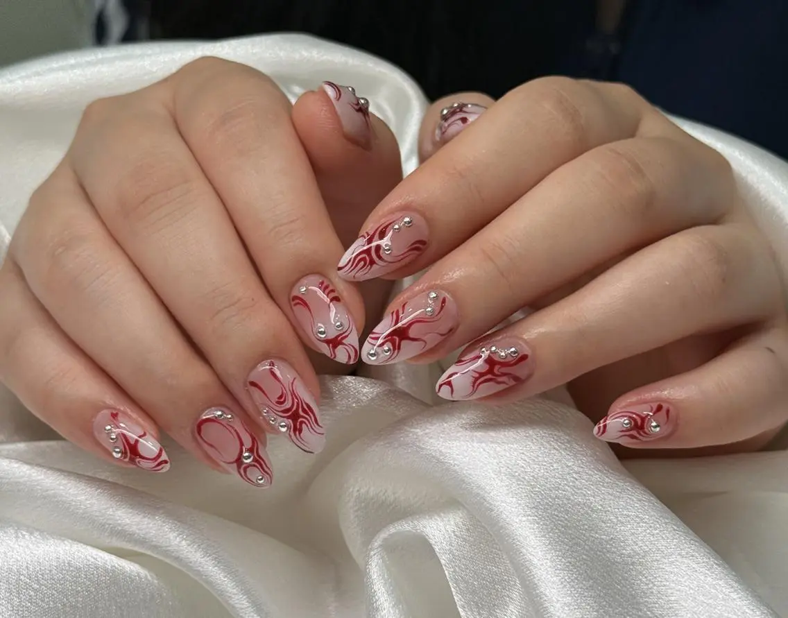 ネイル オーロラネイル ブルー チークネイル フットネイル フレンチネイル NAILS168 池袋西口駅前店のネイルデザイン