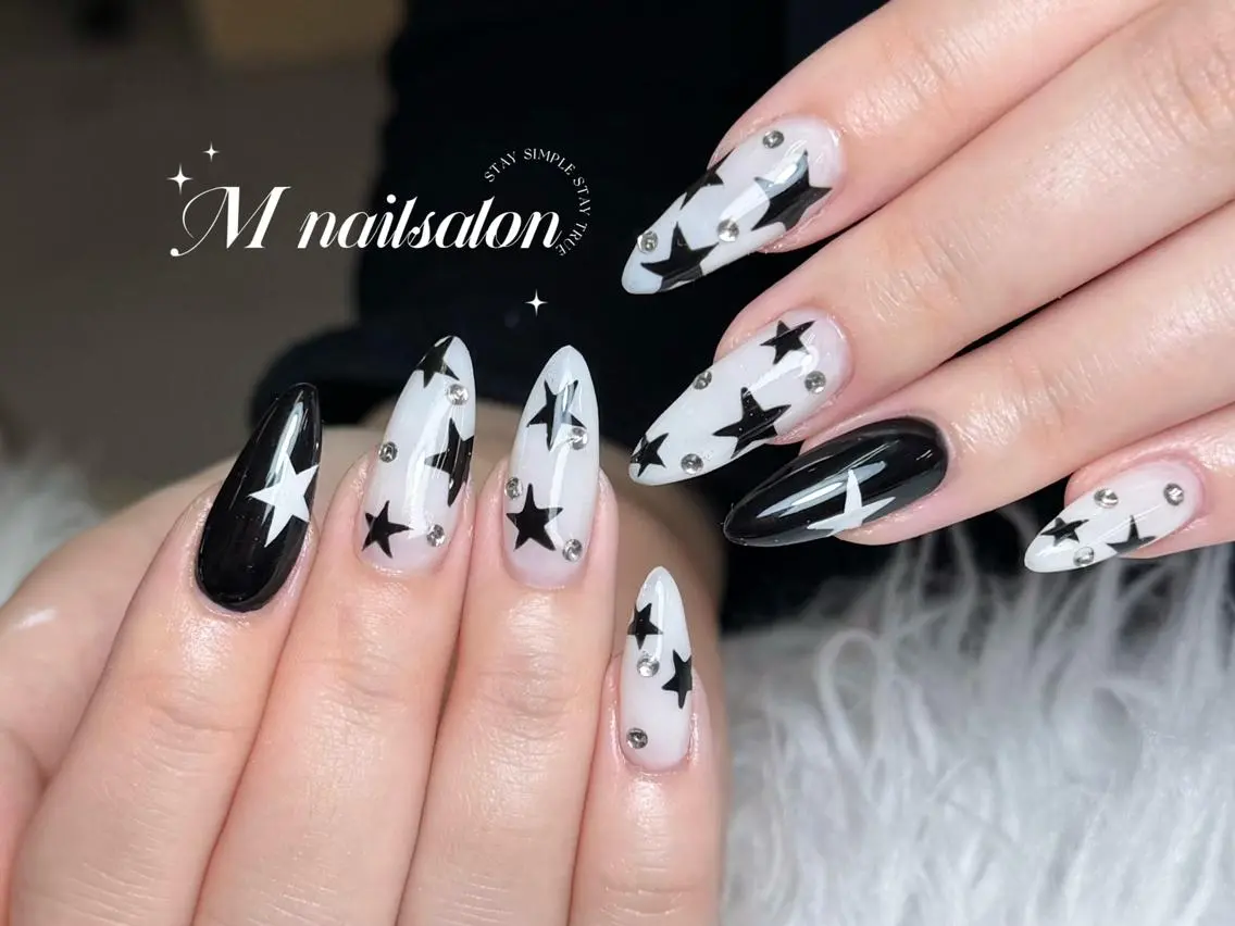 ネイル M🌷nail 長さだし専門店のネイルデザイン