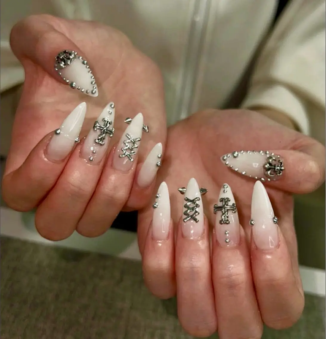 ネイル ハンドネイル Rinaky Amee Nailのネイルデザイン