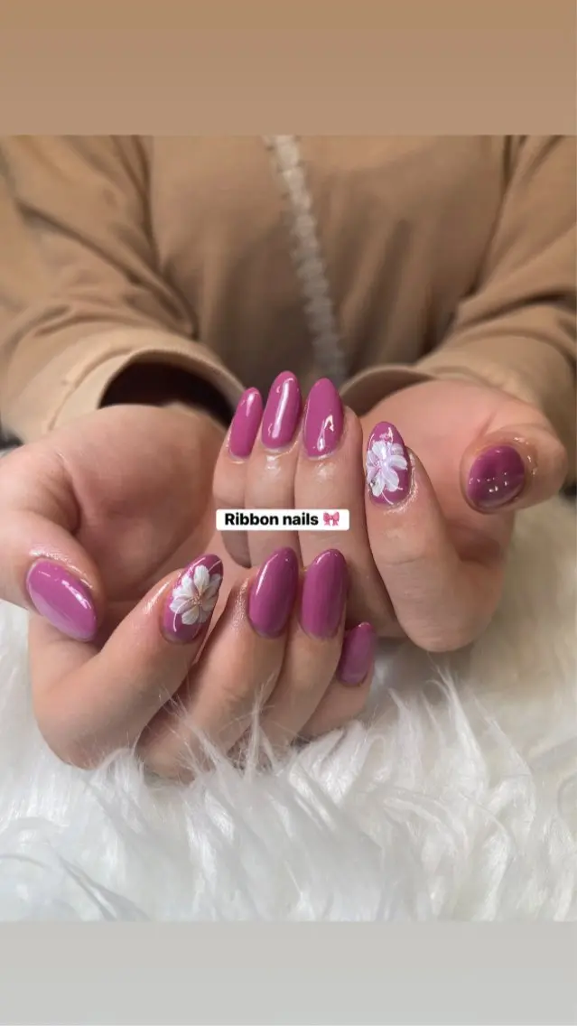 ネイル 持ち込み オフィスネイル NiJi Nailsのネイルデザイン