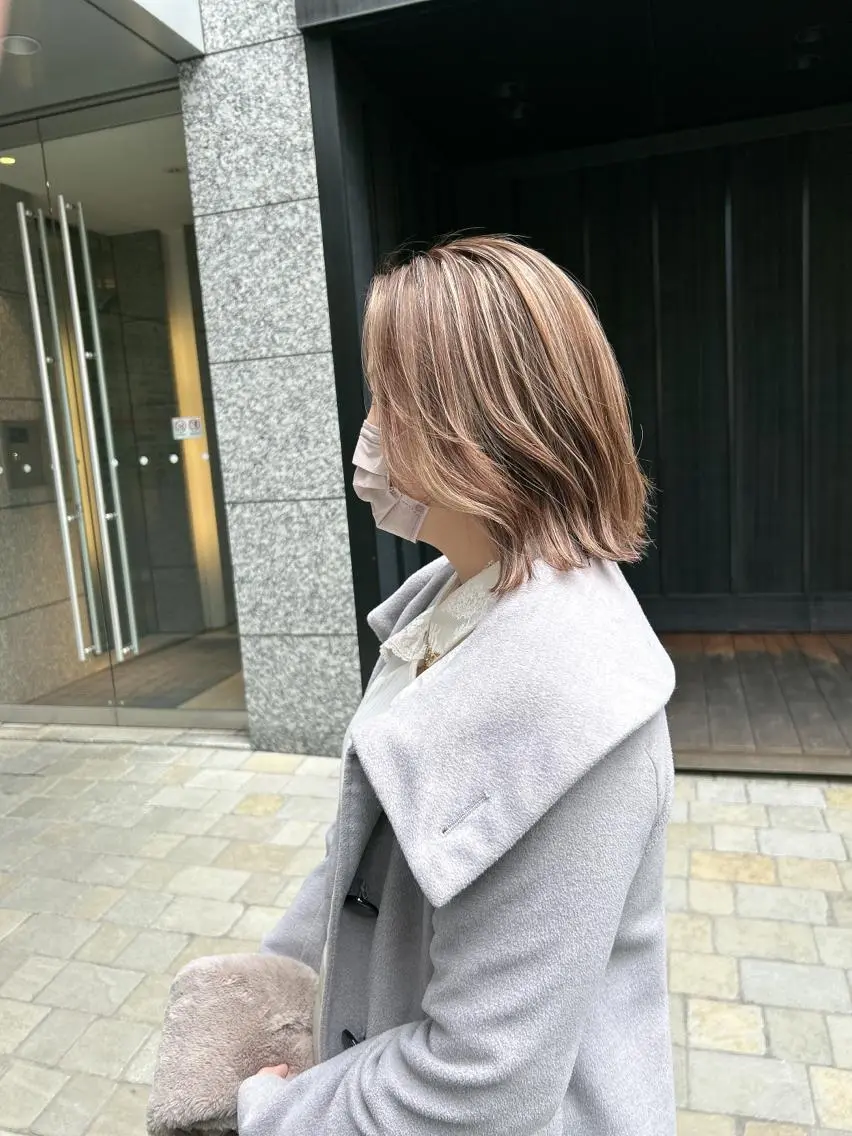 白髪に相性バツグン!!白髪ぼかしハイライト🫶の写真