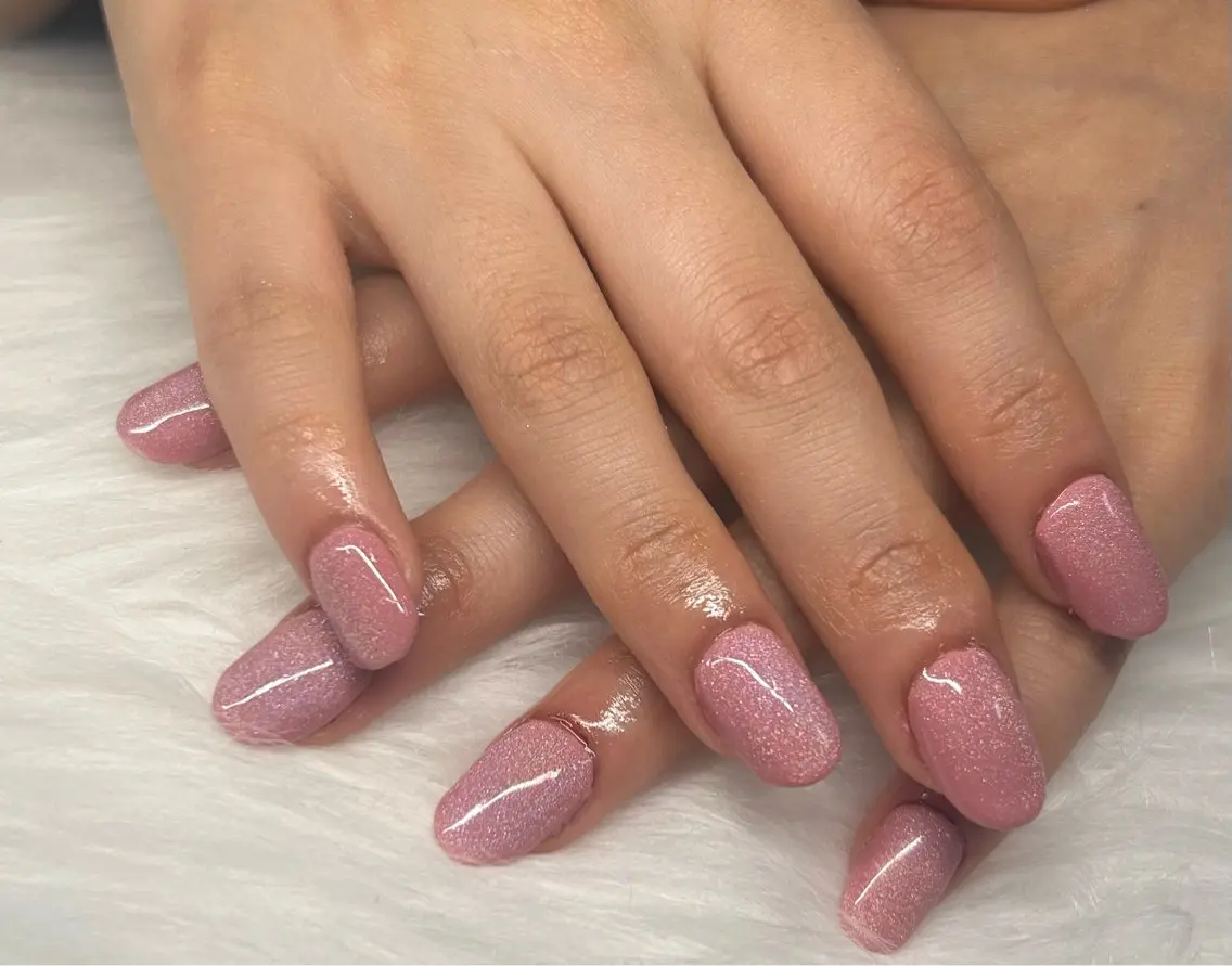 ショート ハンドネイル 古賀 はるみのネイルデザイン