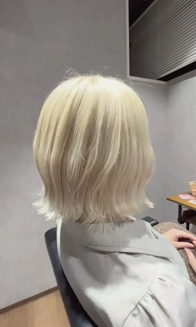 ショート カラー カット ヘアカラー ✨ハイトーン カラー福岡拓也✨のヘアスタイル