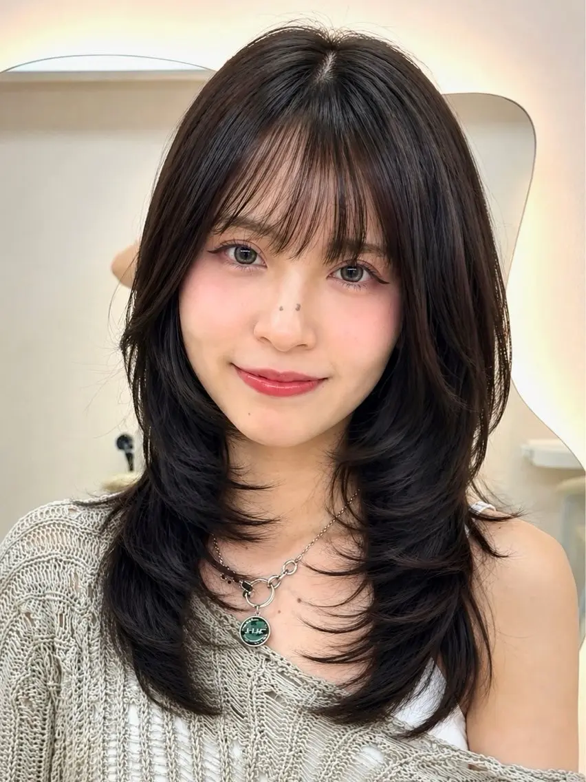 ロング シールエクステ エクステ 顔周りカット ハイライト レイヤーカット カット 大阪梅田/レイヤー/ ハイライト/yuuのヘアスタイル