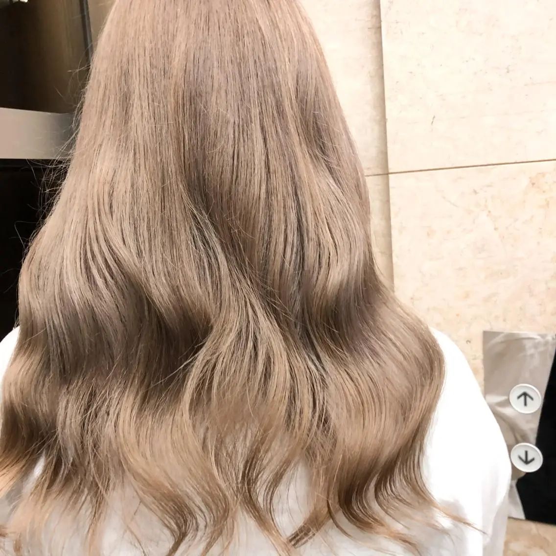 ロング カラー ゆう🫧 透明感/ハイトーンのヘアスタイル