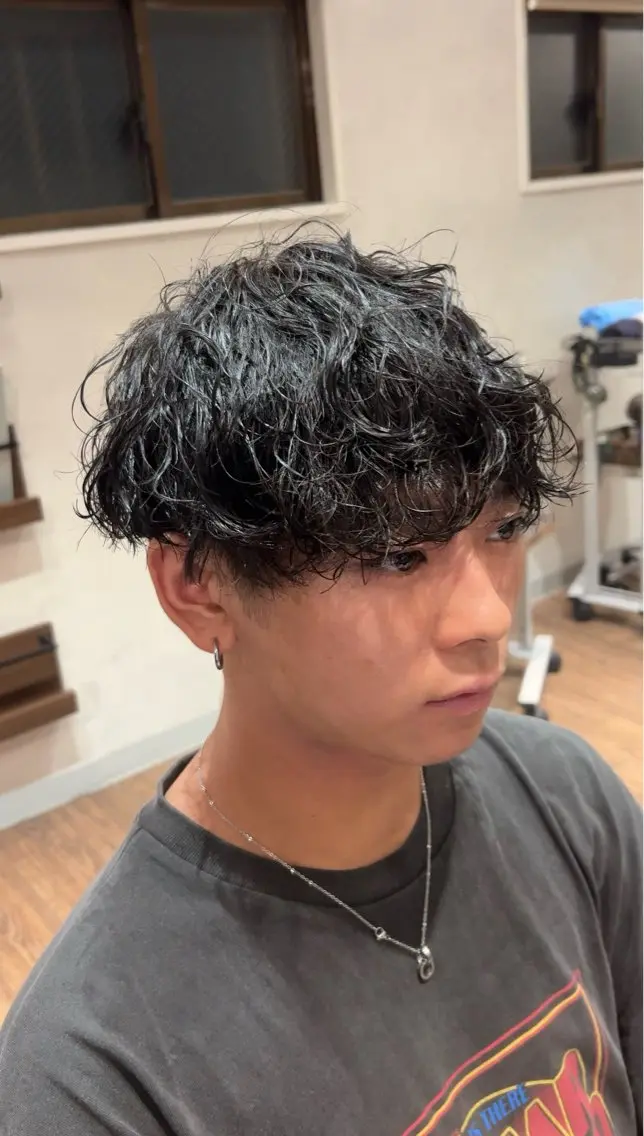 ショート カット パーマ 小貫 航平のヘアスタイル