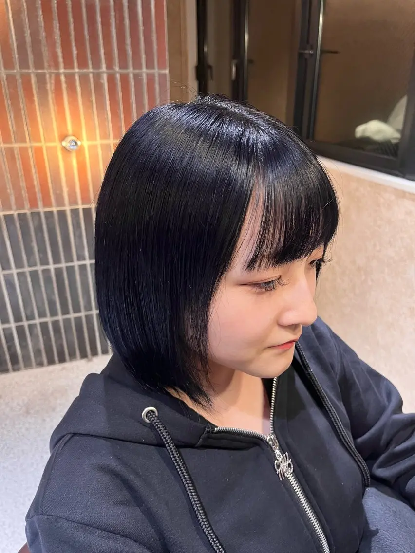 ショート カット 盛れる透けカラー🎀 似合わせ/uiのヘアスタイル
