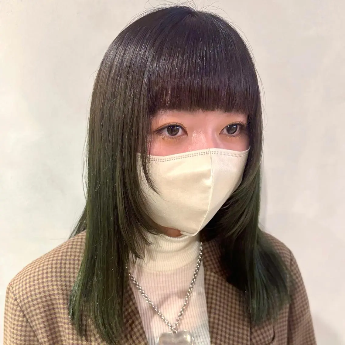 ミディアム カラー カット ヘアカラー トリートメント デザインカラー/パー マ🦖外岡咲希🦖のヘアスタイル