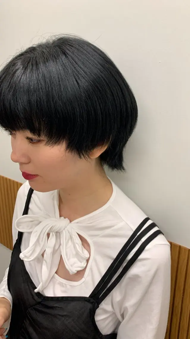 ショート 田中 樹奈のヘアスタイル