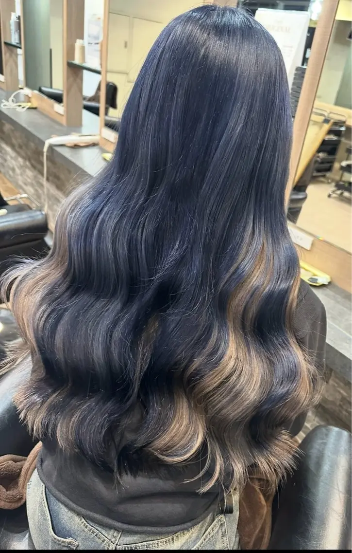 ロング ヘアカラー 横浜lapis amaneのヘアスタイル