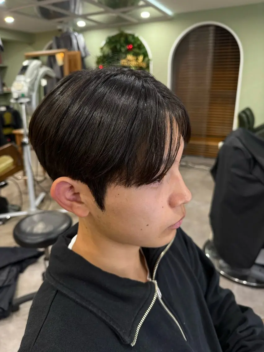 メンズ 本場韓国ヘア🪽 Yenaイェナのヘアスタイル