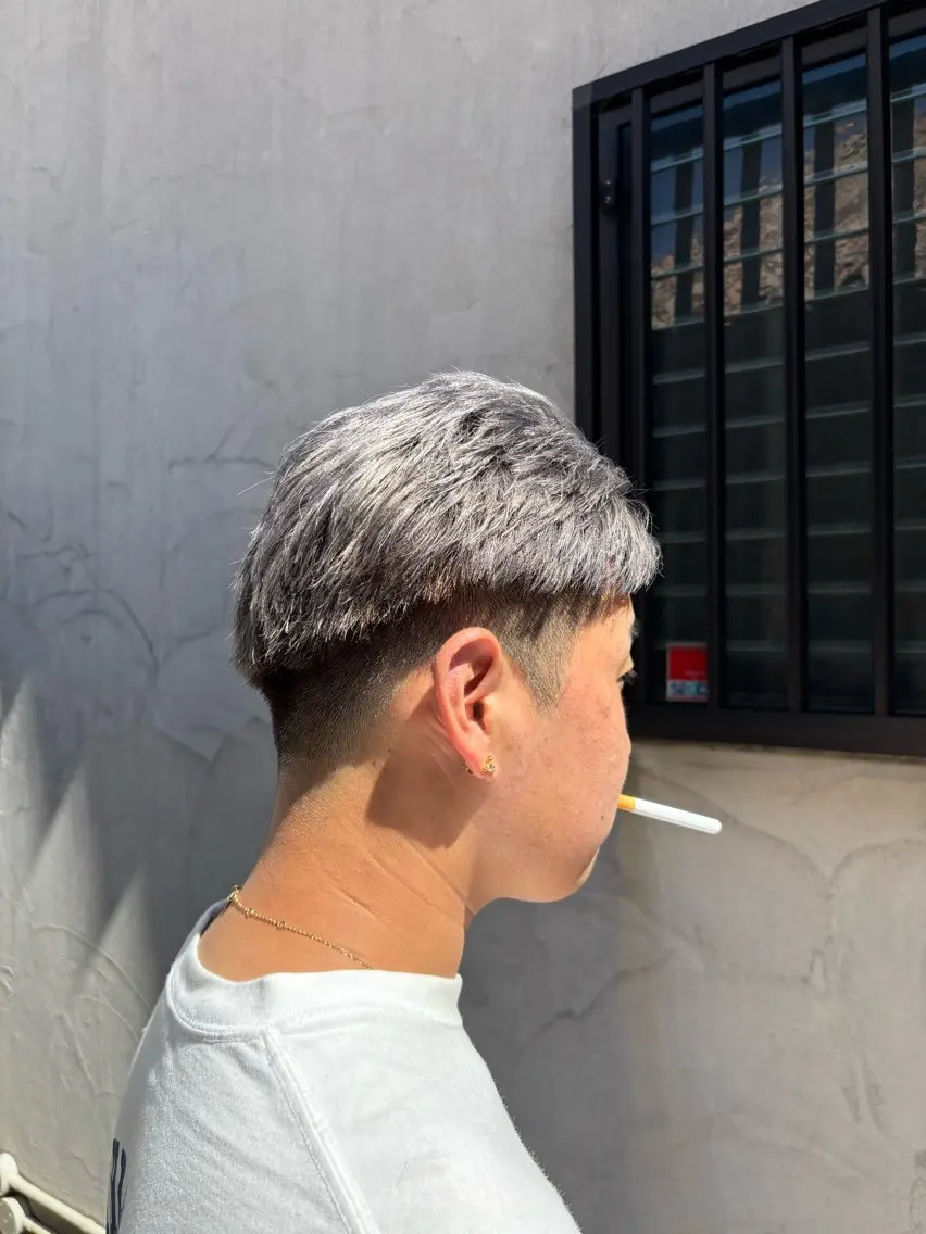カラー メンズ 穴山 斗希のヘアスタイル