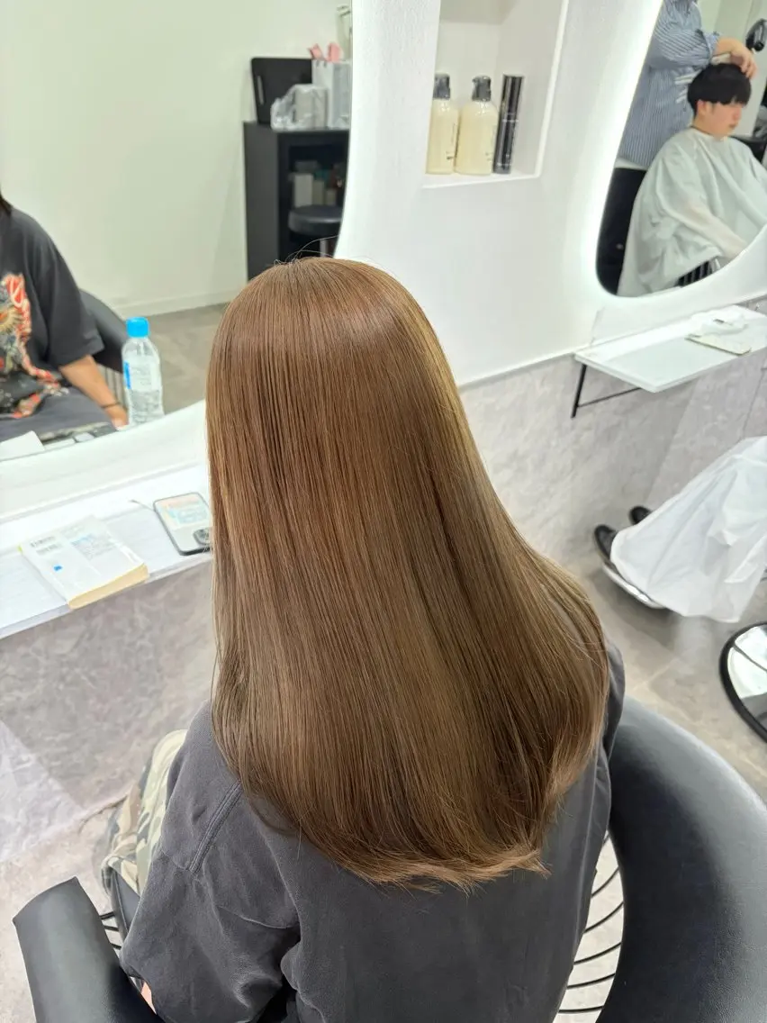 セミロング カラー カット ヘアカラー limitみづき🌙 レイヤーカットのヘアスタイル