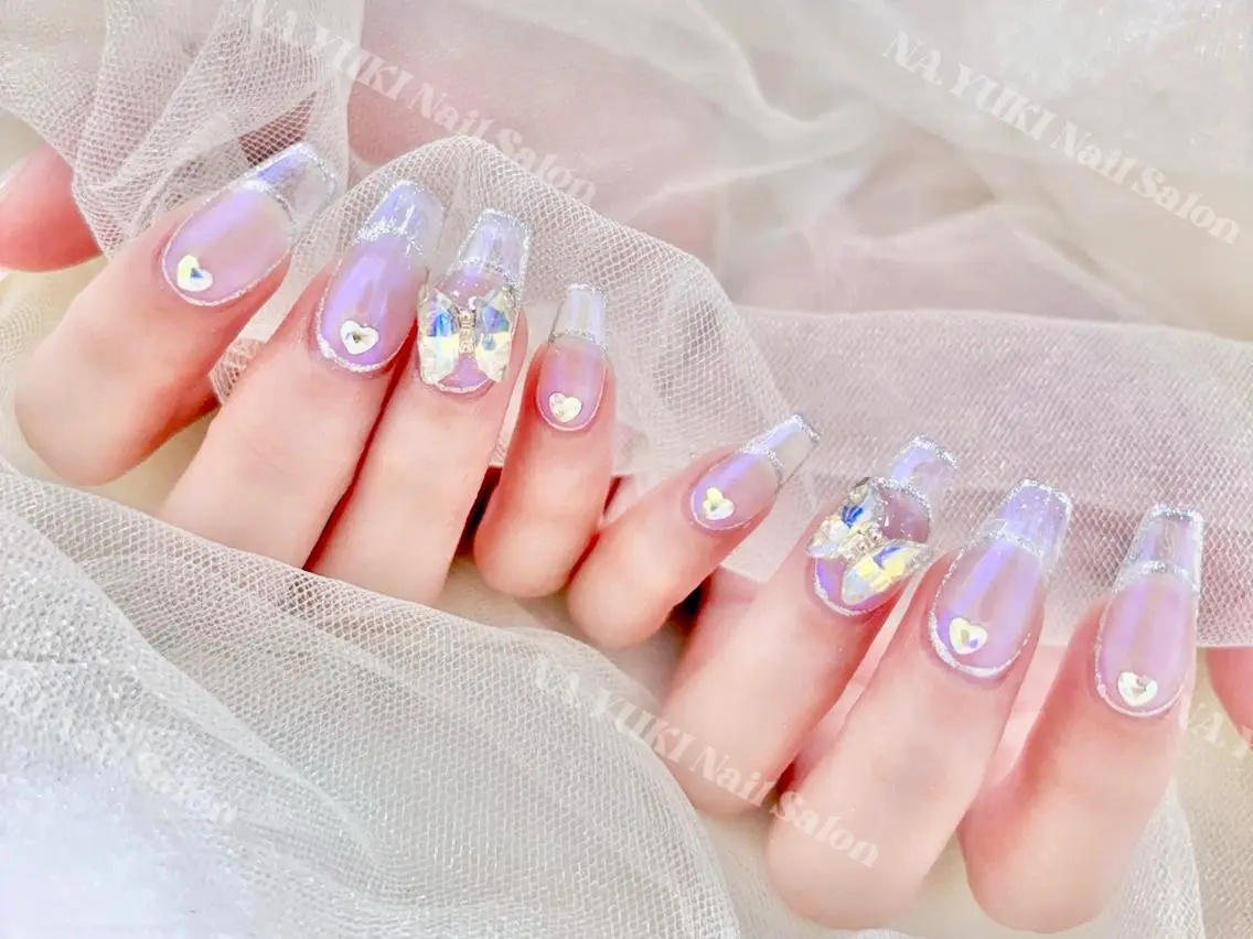 ネイル ハンドネイル ハンドケア Queenie 🦋のネイルデザイン