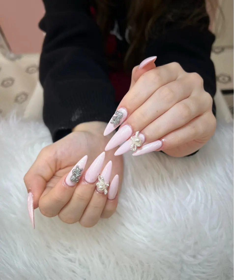 ネイル ハンドネイル ANH ゴテゴテ ネイルスタジオのネイルデザイン