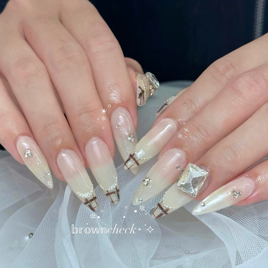 ネイル ハンドネイル Cham Haruneのネイルデザイン