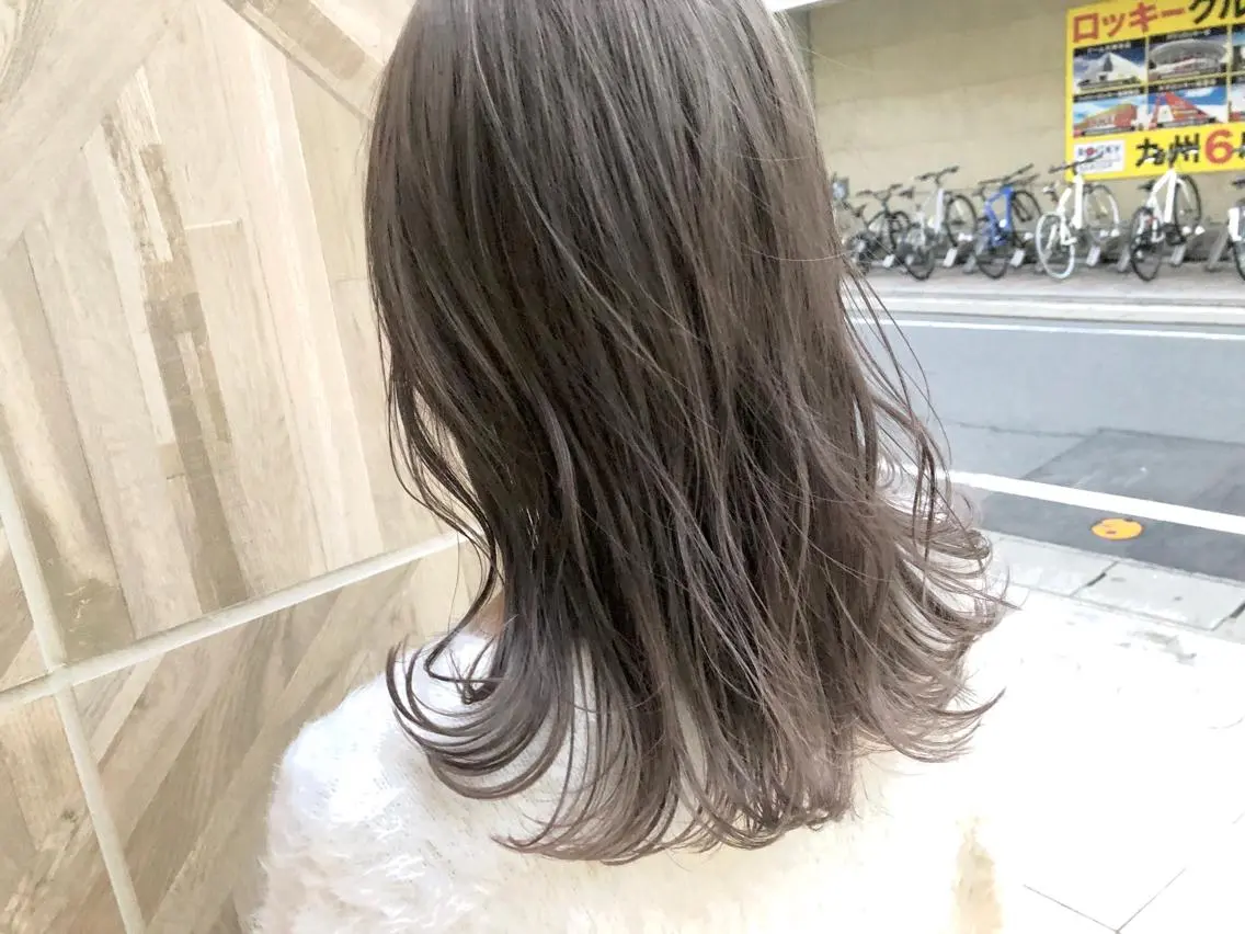 セミロング カラー クドウレイ fifth神南のヘアスタイル