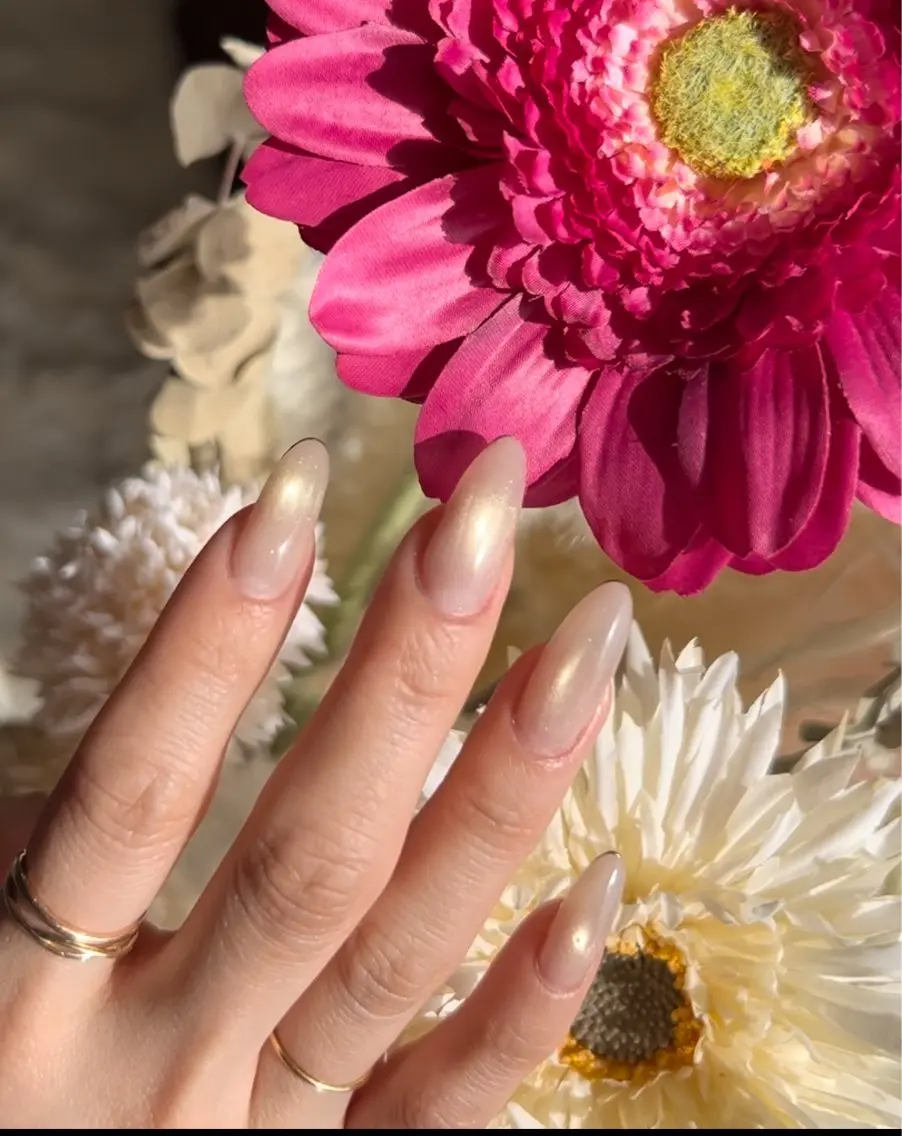ネイル フレンチネイル ゴールド マグネットネイル ワンカラーネイル シルバー ハンドネイル CHILL NAILのネイルデザイン