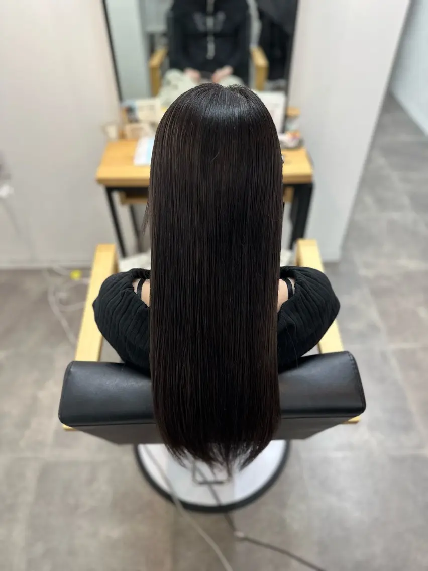 ロング カラー アッシュ アッシュブラウン ブリーチ ブラウンカラー ロング 0choir kodaiのヘアスタイル