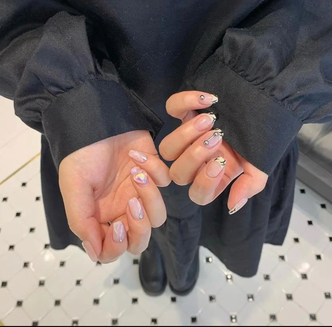 ネイル オーロラネイル 持ち込み ニュアンスネイル Charme. NOBUKOのネイルデザイン