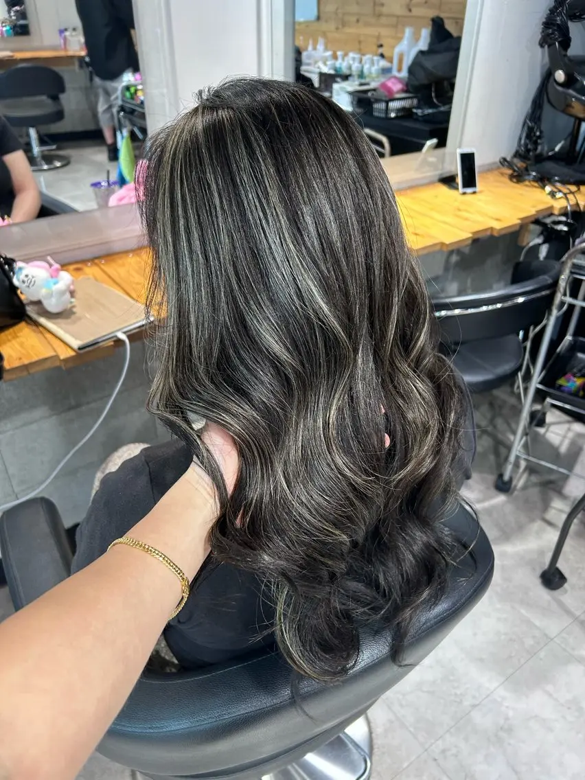 ロング カット ヘアカラー トリートメント ヘッドスパ レイヤーStyle 🪽菜々実のヘアスタイル
