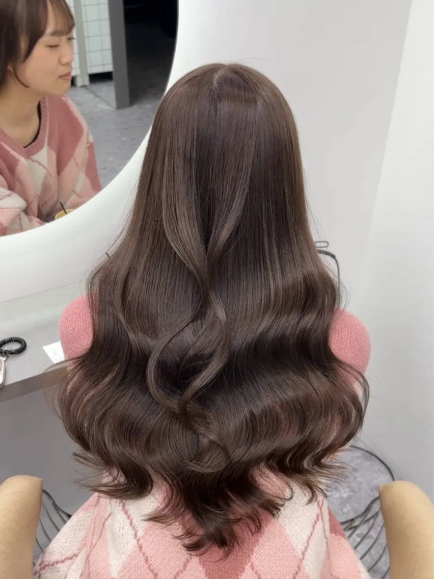 ロング カラー カット ヘアカラー トリートメント ブリーチなしヘーゼル 🤎透明感カラー 唯のヘアスタイル