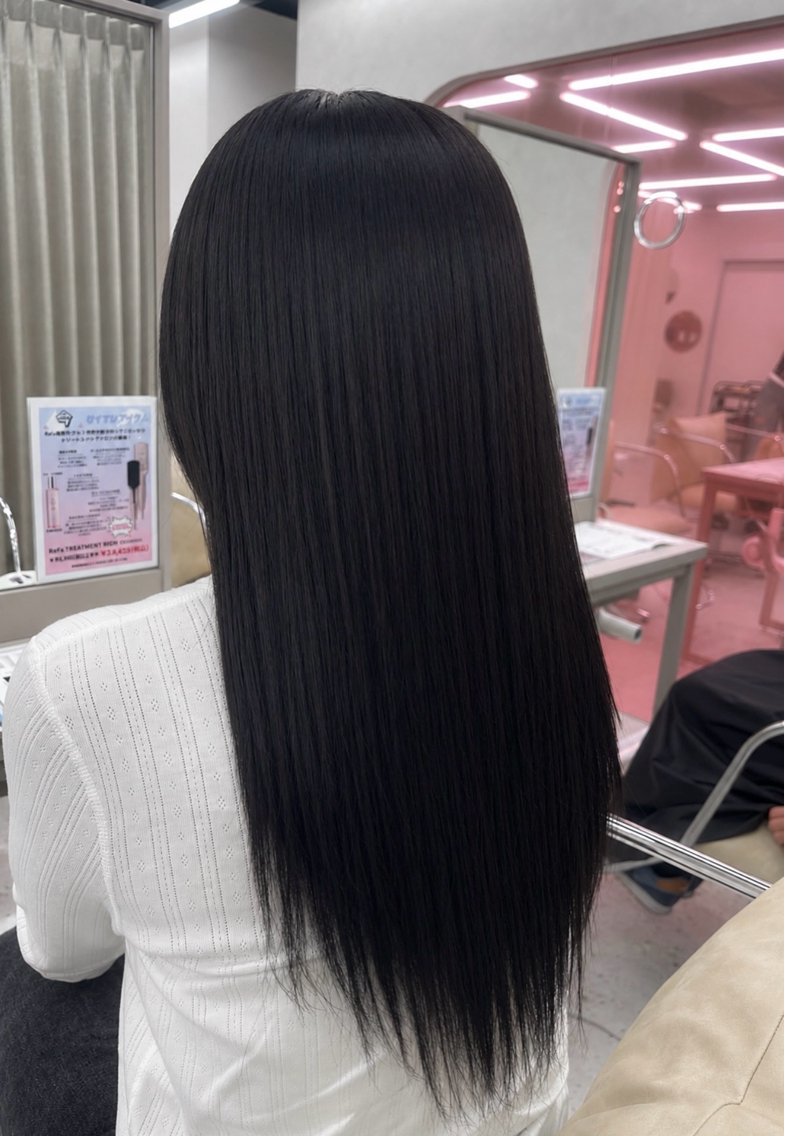 ロング カラー 黒髪 COCO reiのヘアスタイル