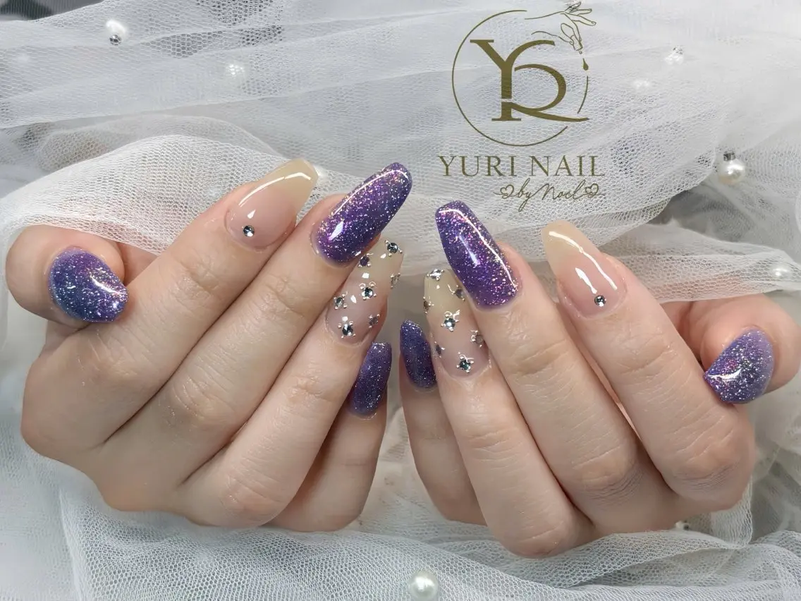 ネイル チークネイル フットネイル グラデーション 韓国ネイル 持ち込み ハンドネイル フットネイル ハンドケア YURI Nail NARITAのネイルデザイン
