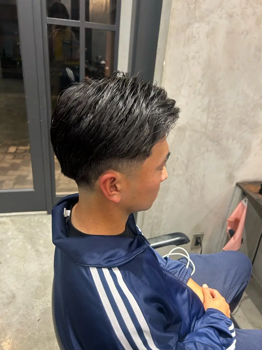 ショート メンズ フェードカット ツーブロック 【明大前フェード/ メンズパーマ/岳】のヘアスタイル