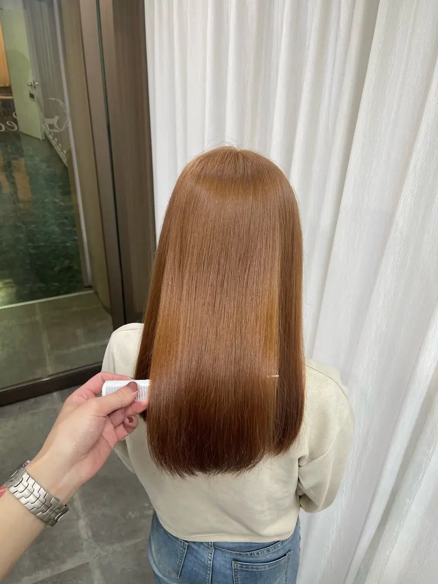 セミロング カラー ベージュカラー ブリーチ ブラウンカラー ブラウンベージュ ケアブリーチ カット ヘアカラー トリートメント ダブルカラー/ 髪質改善💎安藤のヘアスタイル