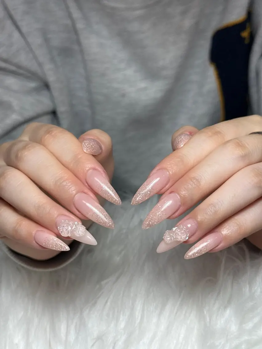 ネイル オーロラネイル ボルドー ブラウン 氷ネイル・うるうるネイル キラキラネイル ハンドネイル Julli NailStudioのネイルデザイン