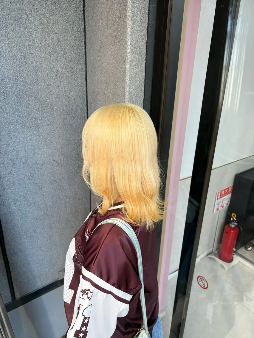 セミロング カット 甘ふわgirly🎀 ハイトーン🤍Ramのヘアスタイル