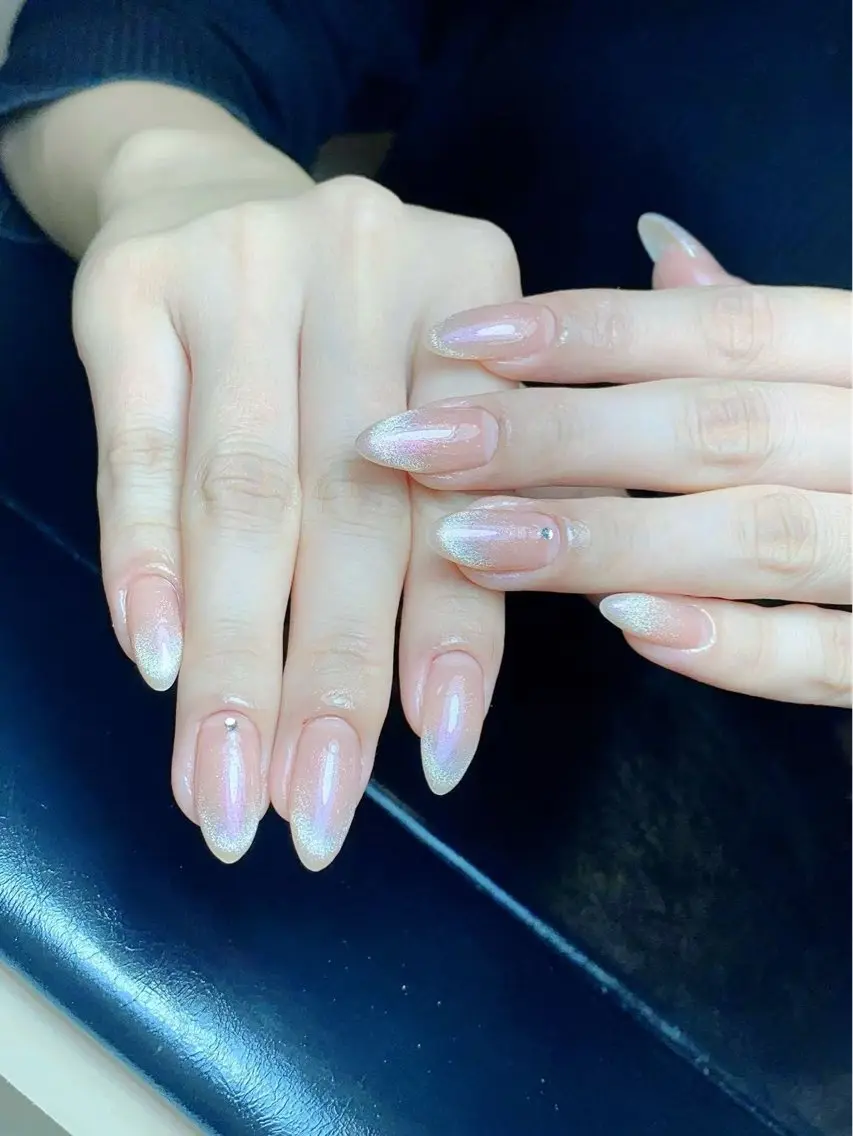 ネイル チークネイル 長さ出し フットネイル フレンチネイル ジェルネイル ハンドネイル Han Evelynのネイルデザイン