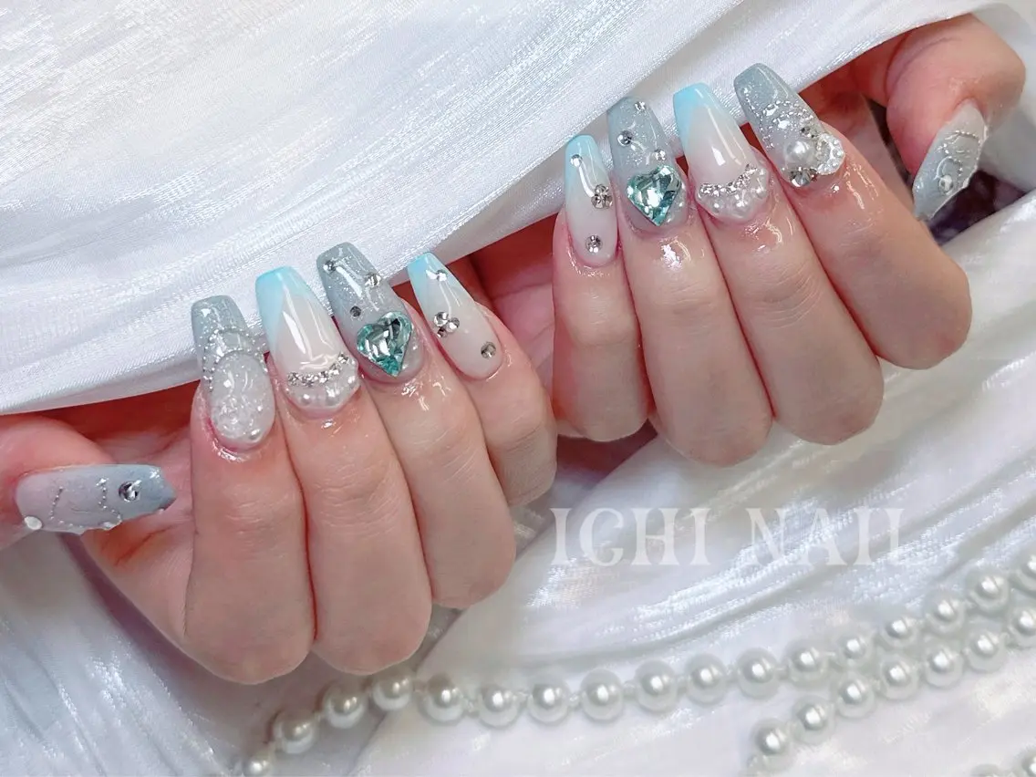 ネイル ハンドネイル 🧚🏻‍♀️ NOHA🎀のネイルデザイン